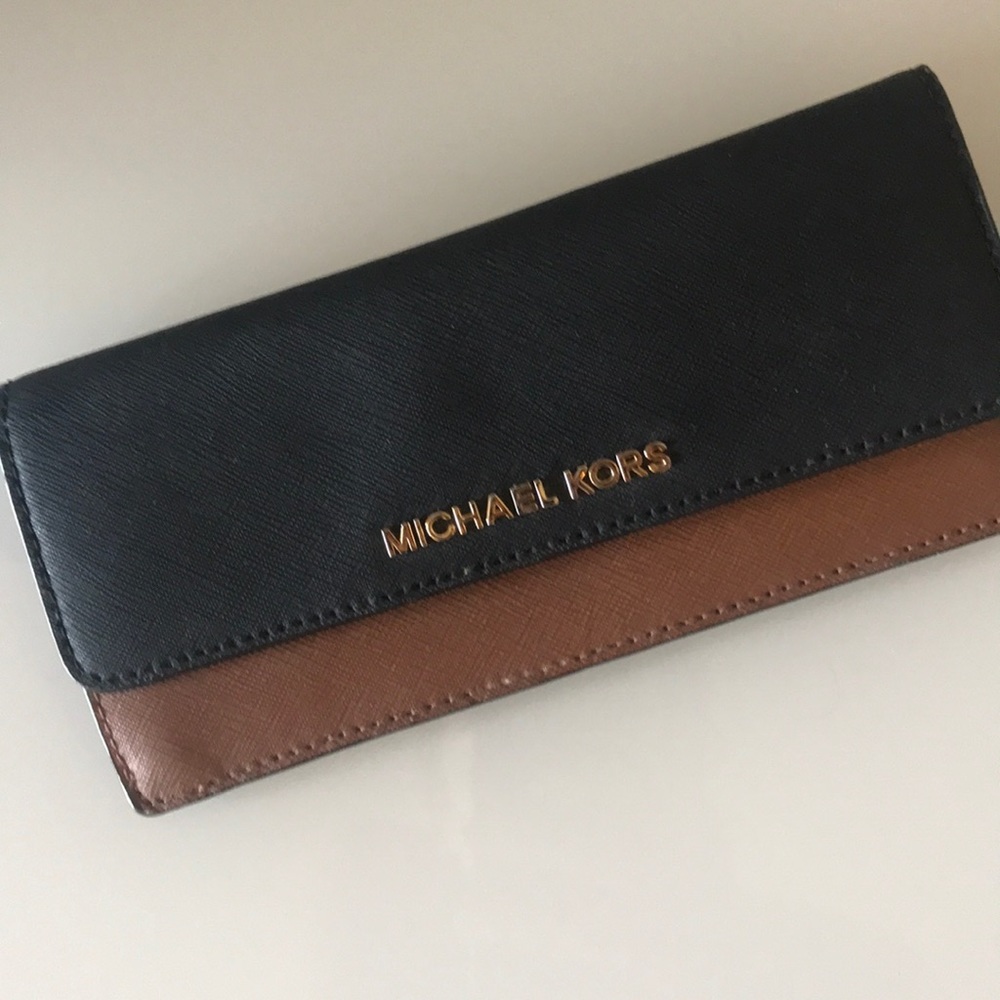 Michael Kors wallet